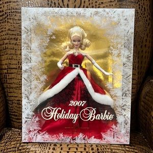 2007 HOLIDAY BARBIE IN RED VELVET DRESS